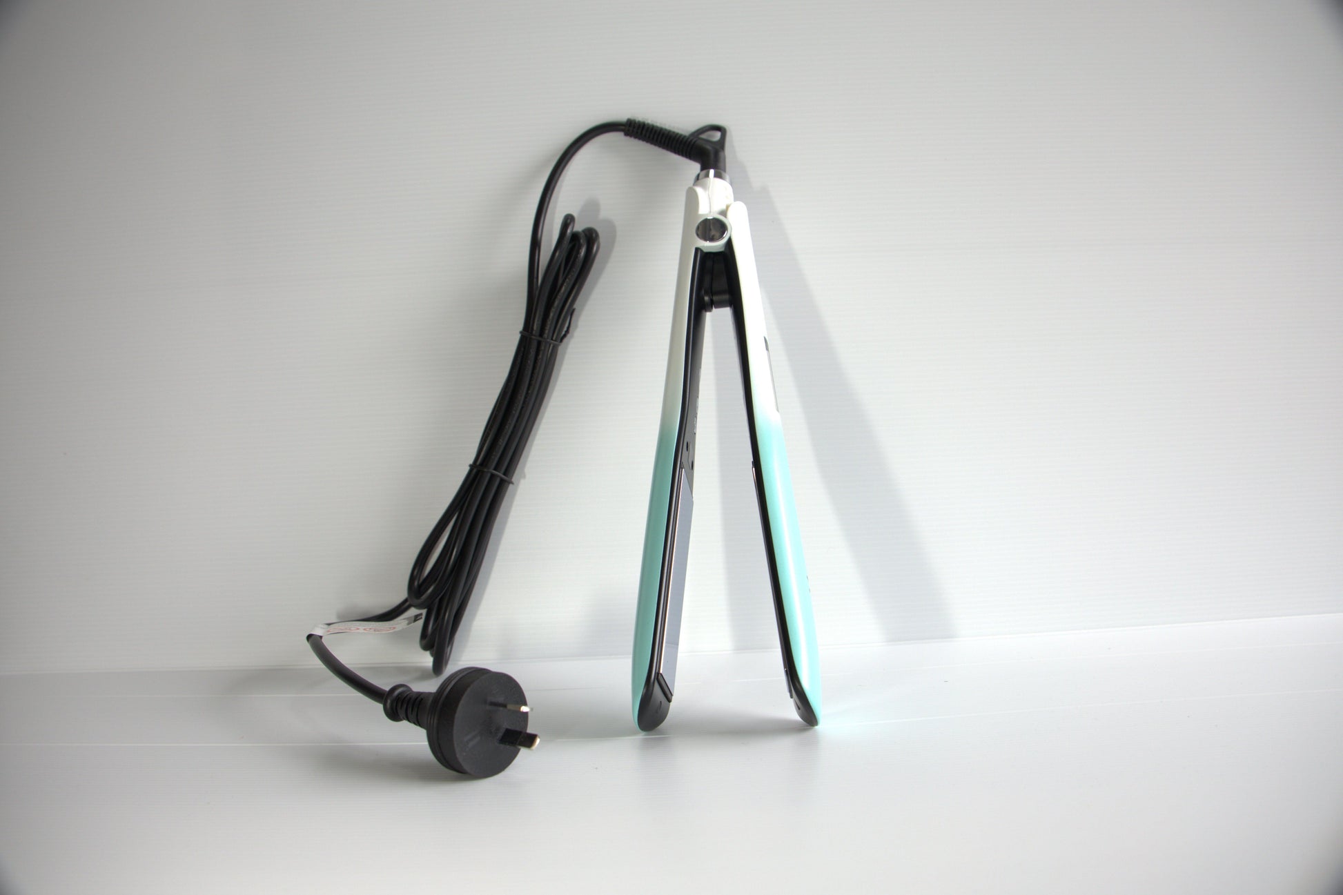Ombre Wide Titanium Straightener - Nav's Hair
