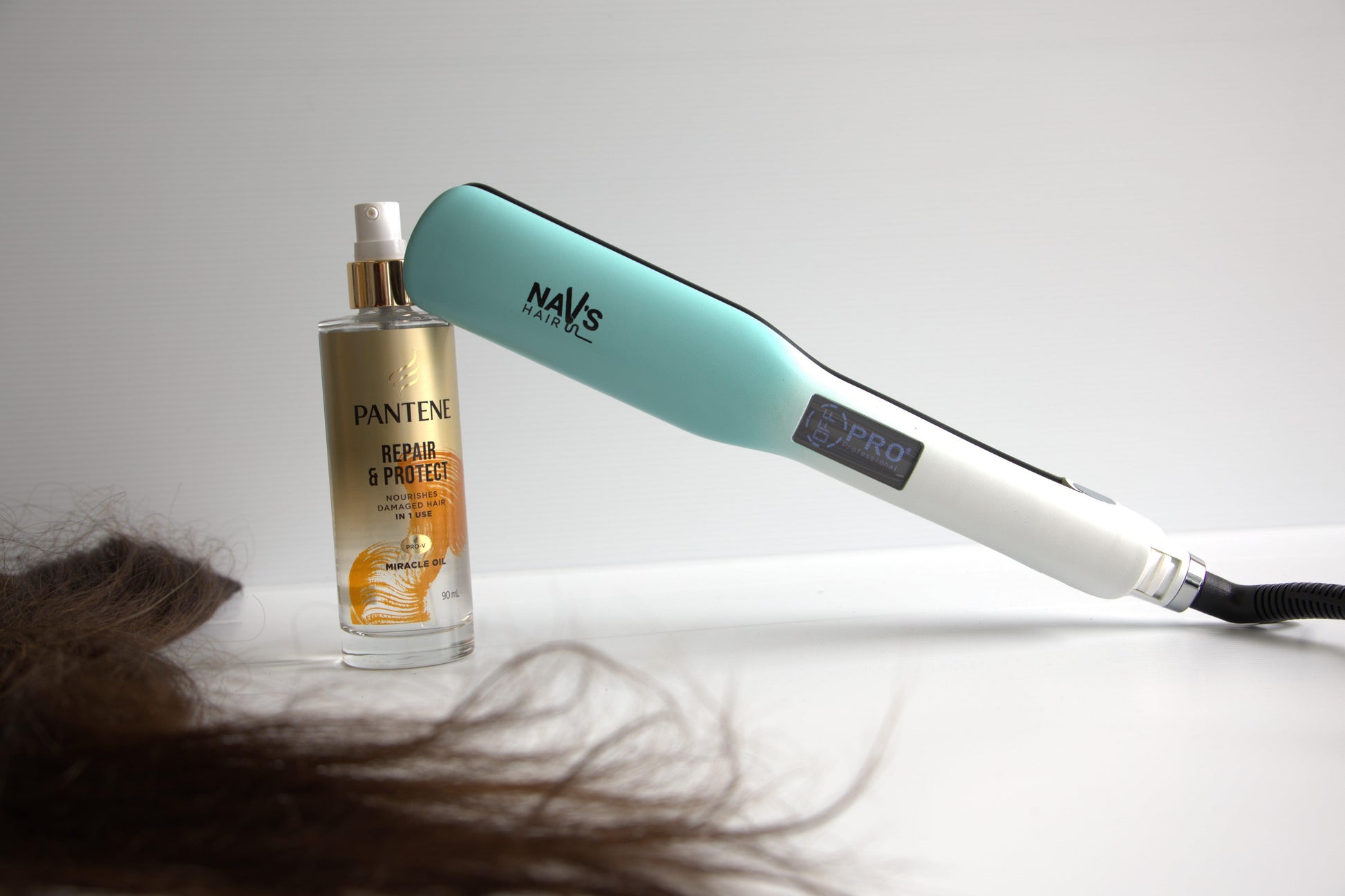 Ombre Wide Titanium Straightener - Nav's Hair