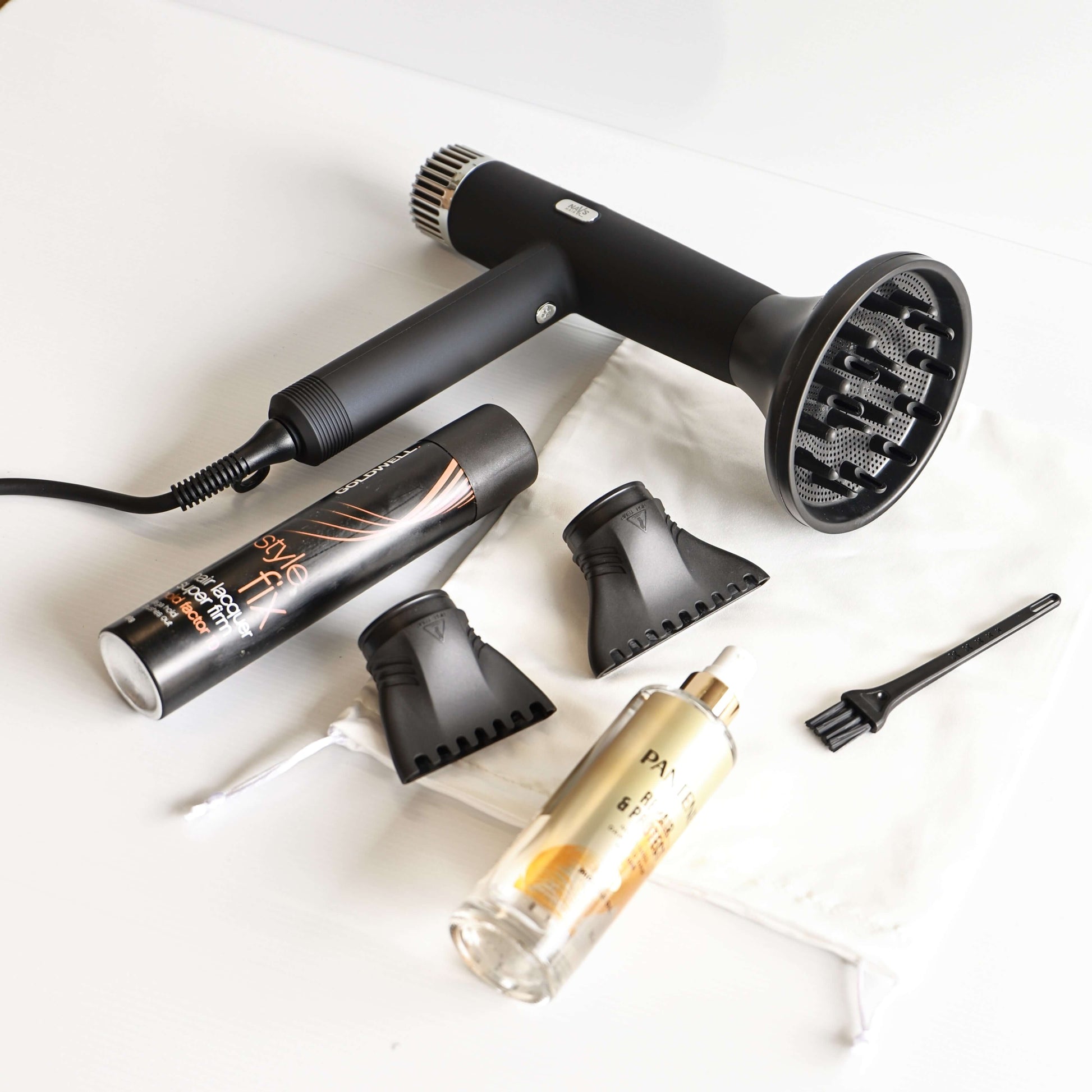 Black Bundle - Straightner and Dryer - Nav's Hair
